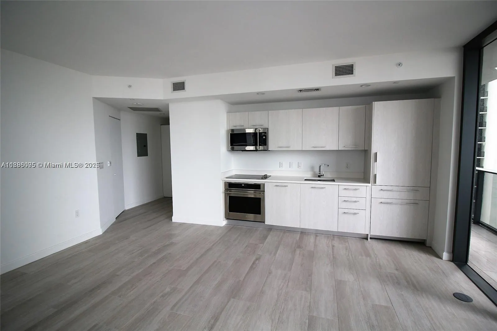 55 SW 9th St, #1608