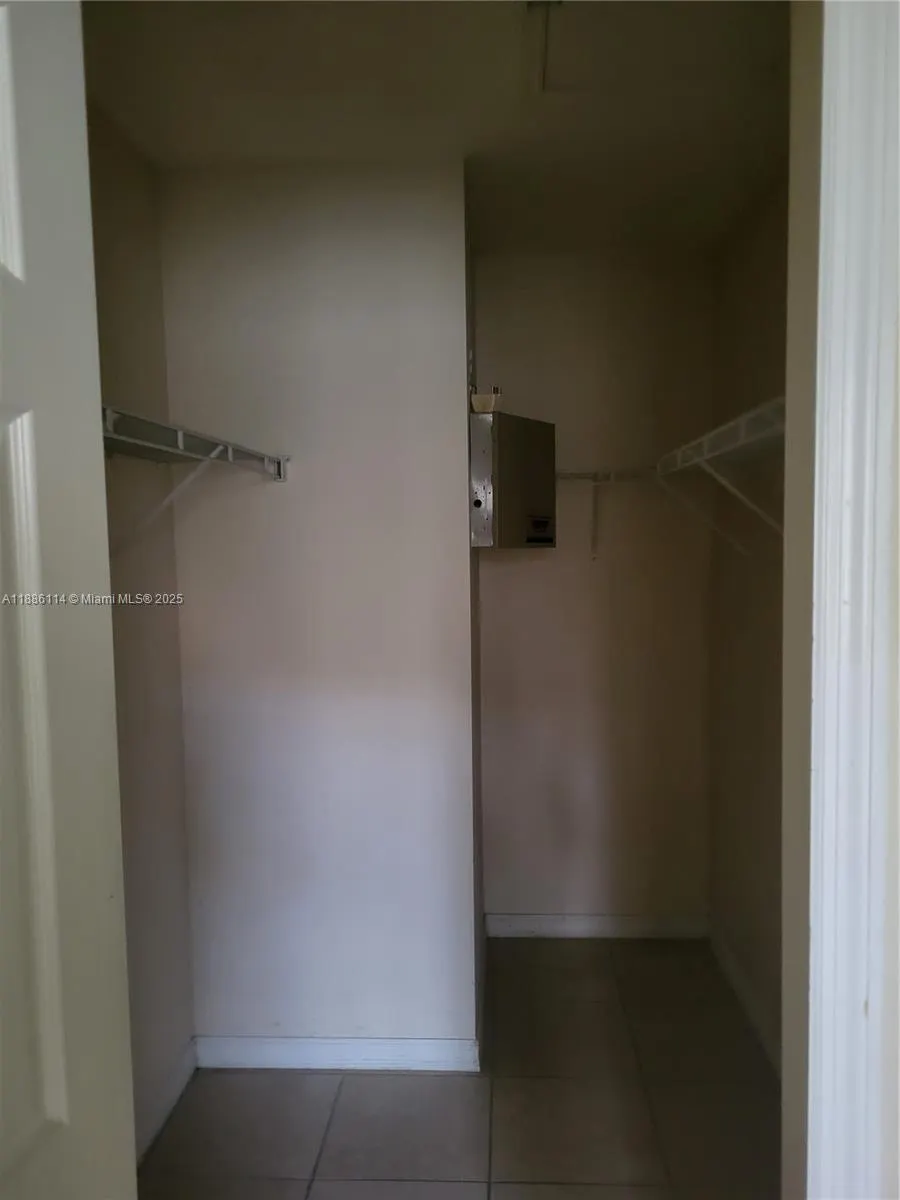 2701 SE 12th Rd, #202