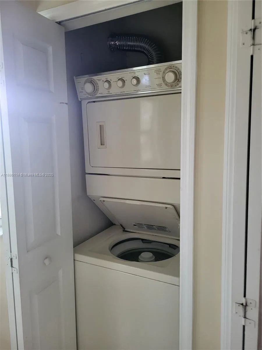 2701 SE 12th Rd, #202