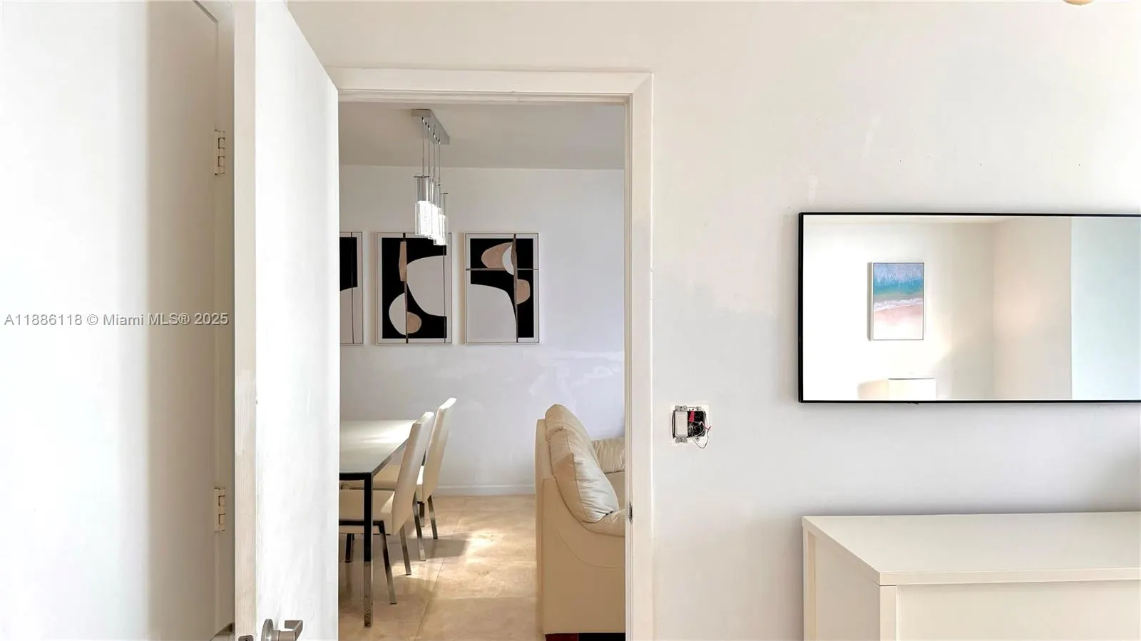 475 Brickell Ave, #2512