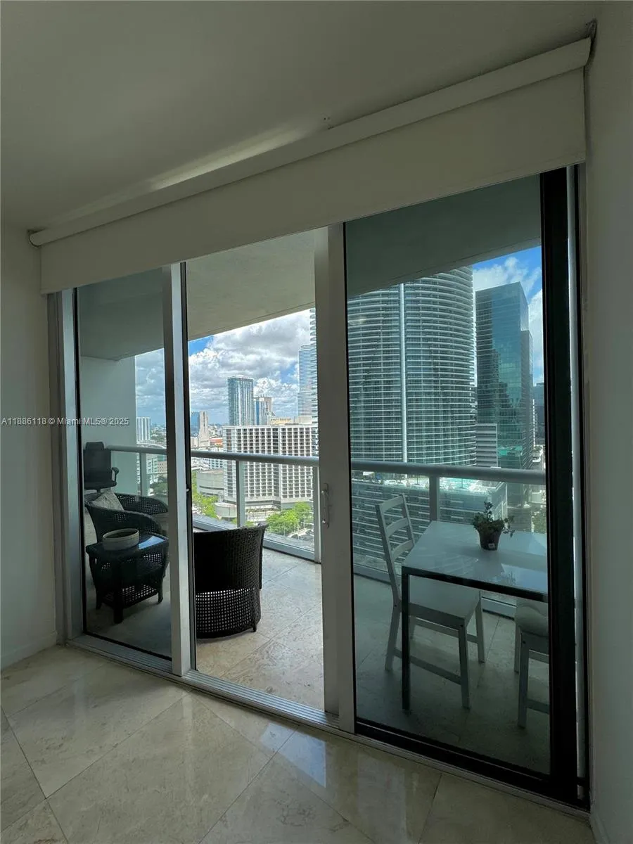 475 Brickell Ave, #2512