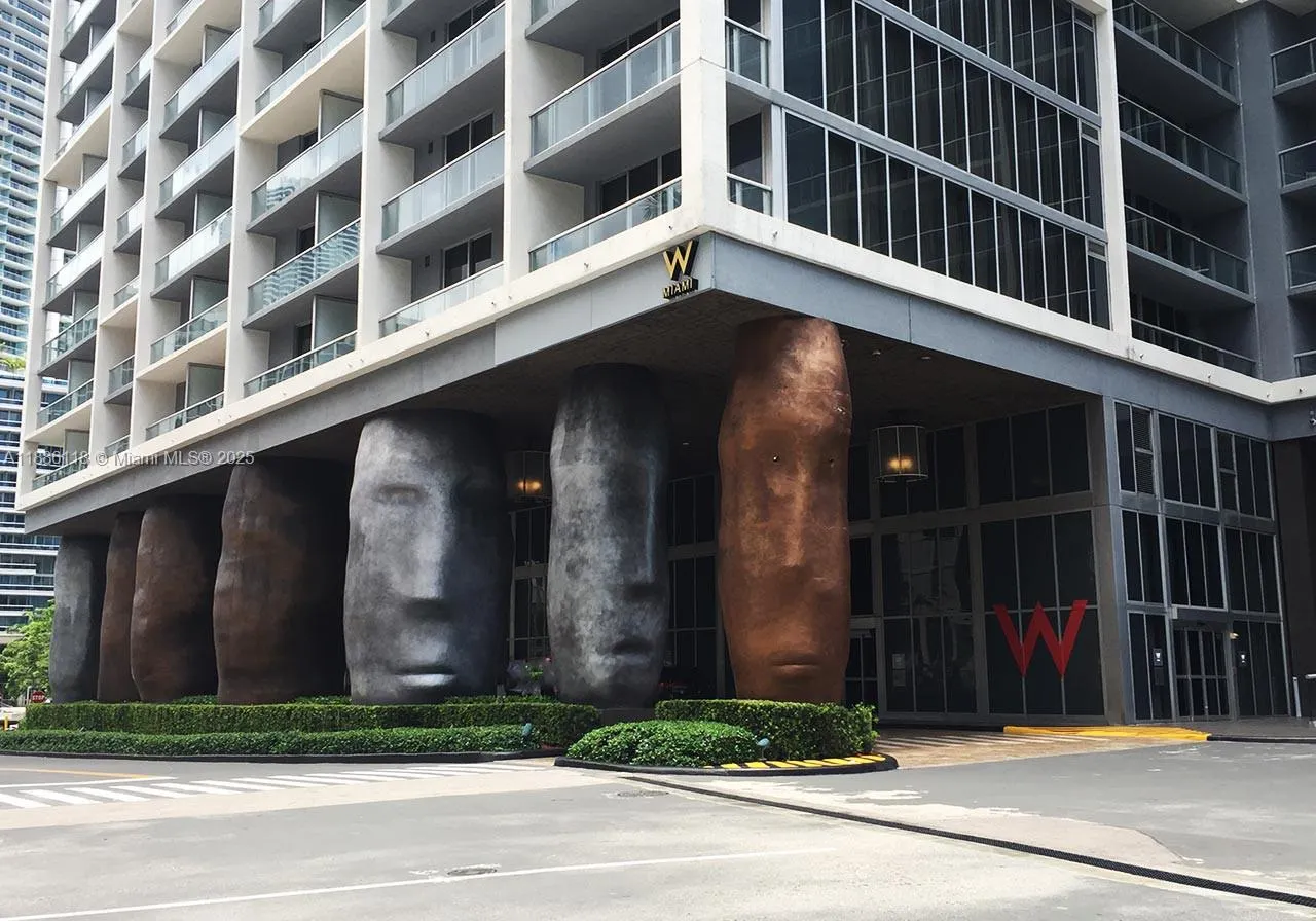 475 Brickell Ave, #2512