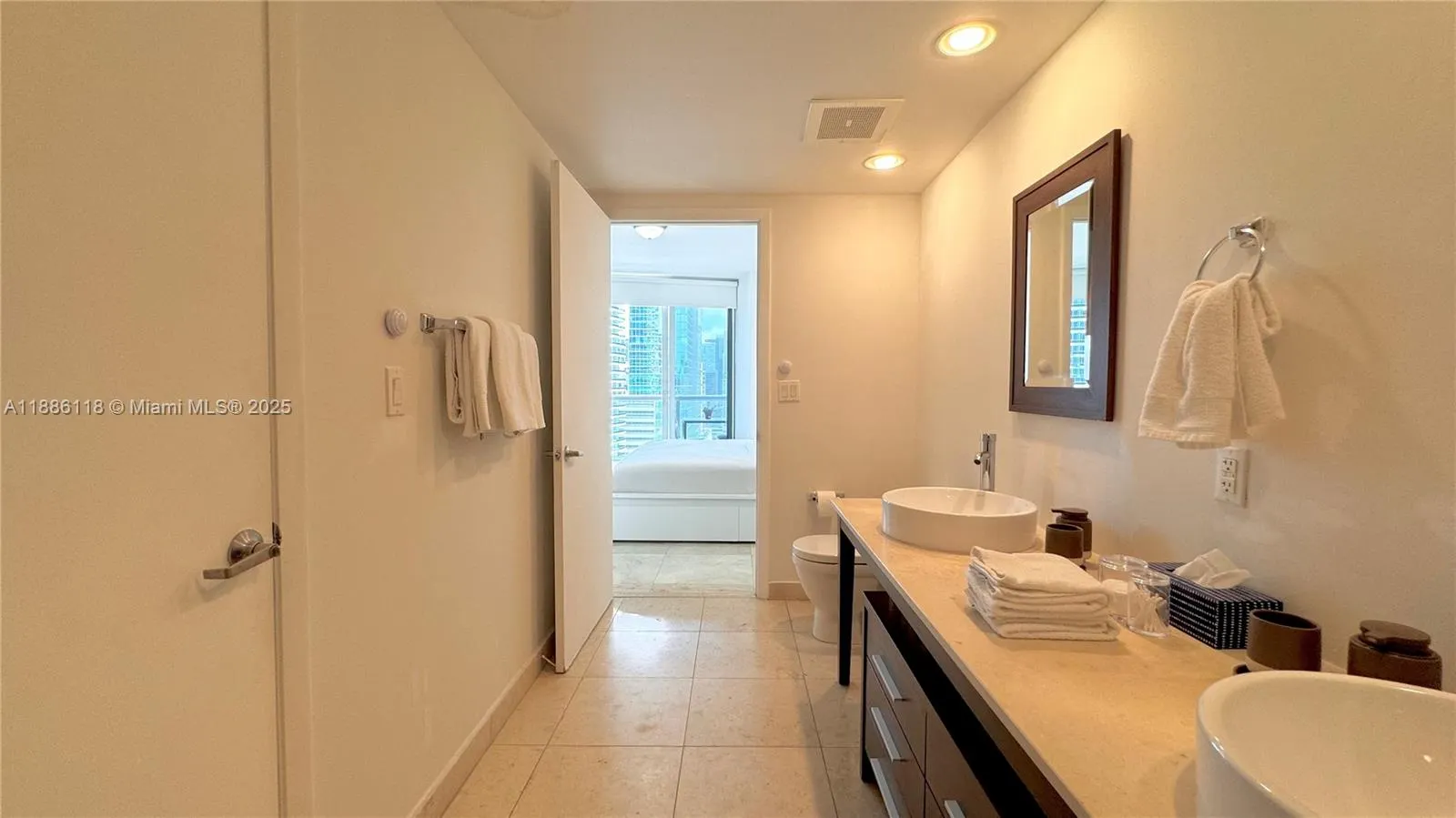 475 Brickell Ave, #2512