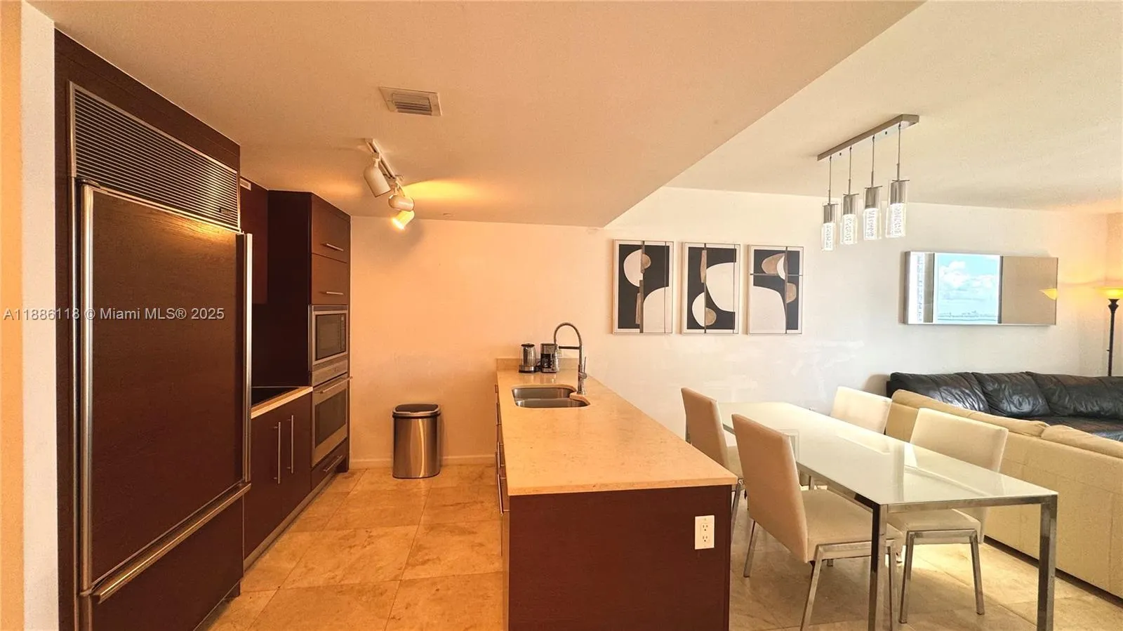 475 Brickell Ave, #2512