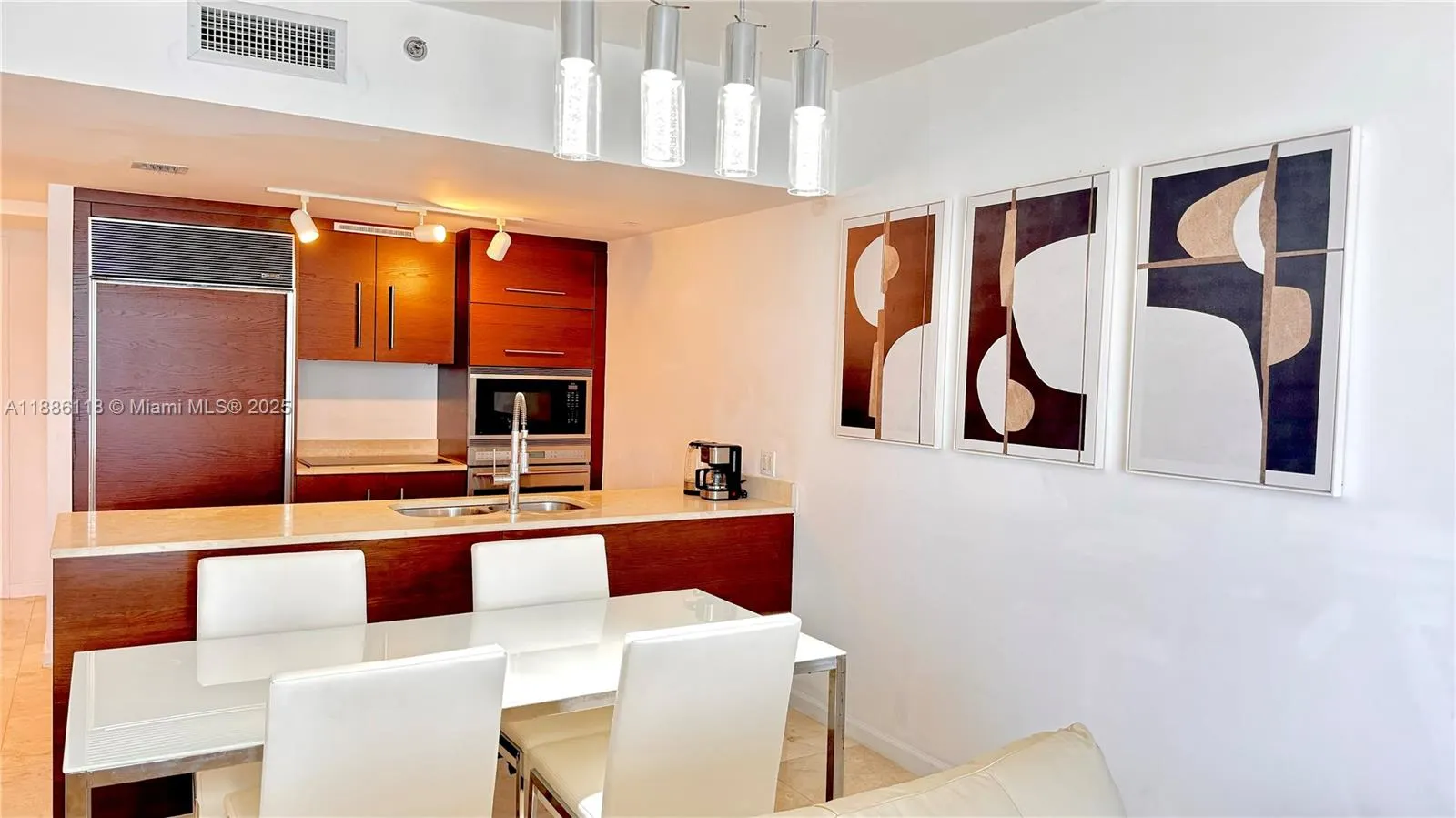475 Brickell Ave, #2512
