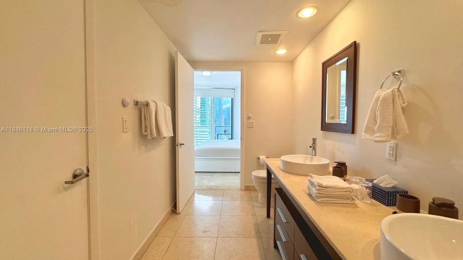 475 Brickell Ave, #2512