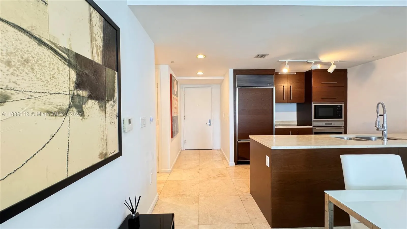 475 Brickell Ave, #2512