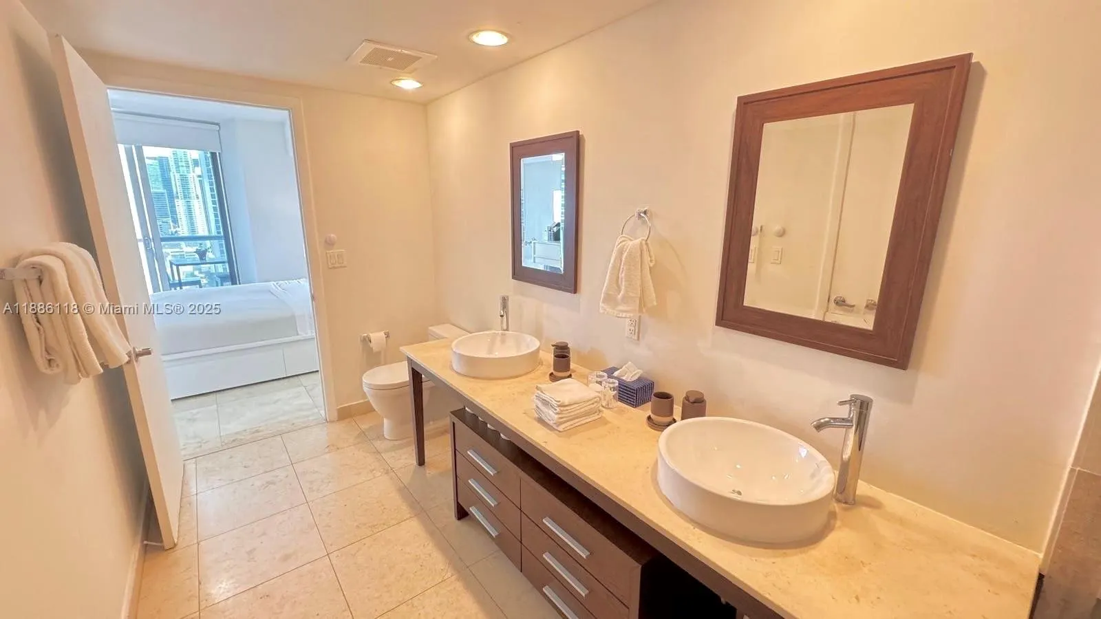 475 Brickell Ave, #2512