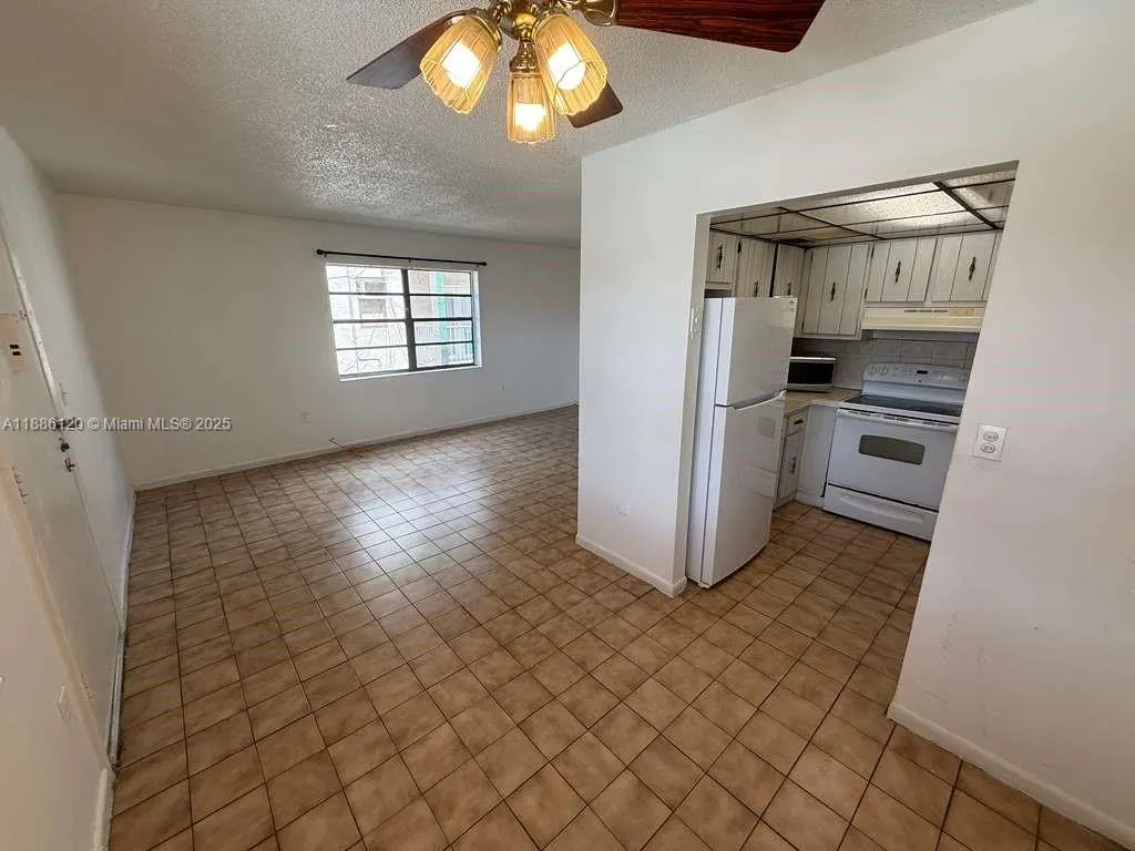 6675 W 4th Ave, #201