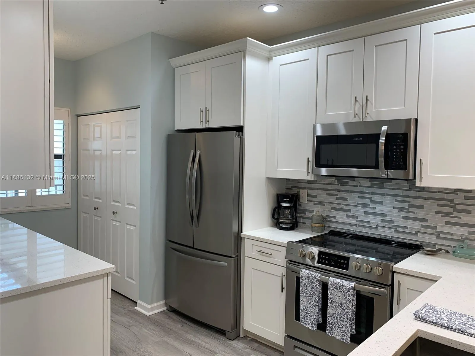 6082 SE Landing Way, #10
