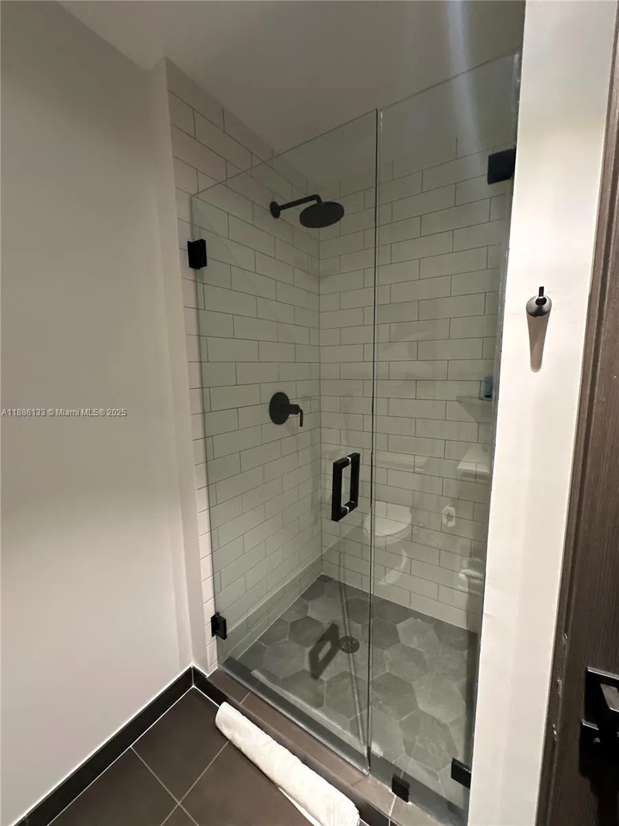 398 NE 5th St, #3008