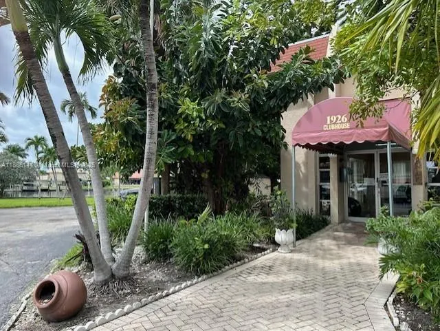 2101 Atlantic Shores Blvd, #504