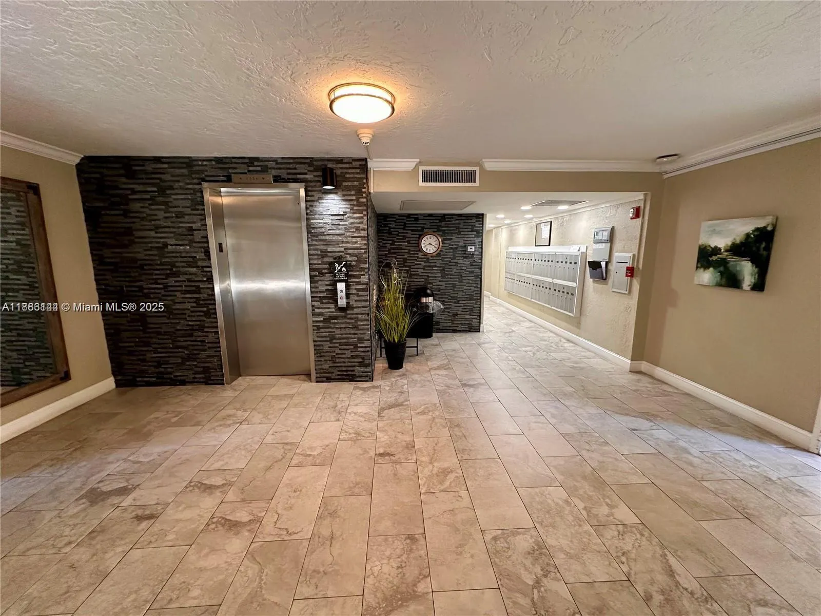 2601 S Course Dr, #206