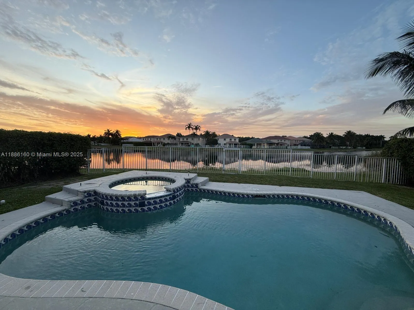 4249 Magnolia Ridge Dr