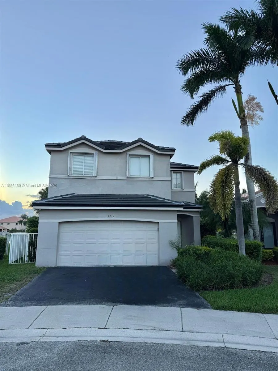 4249 Magnolia Ridge Dr