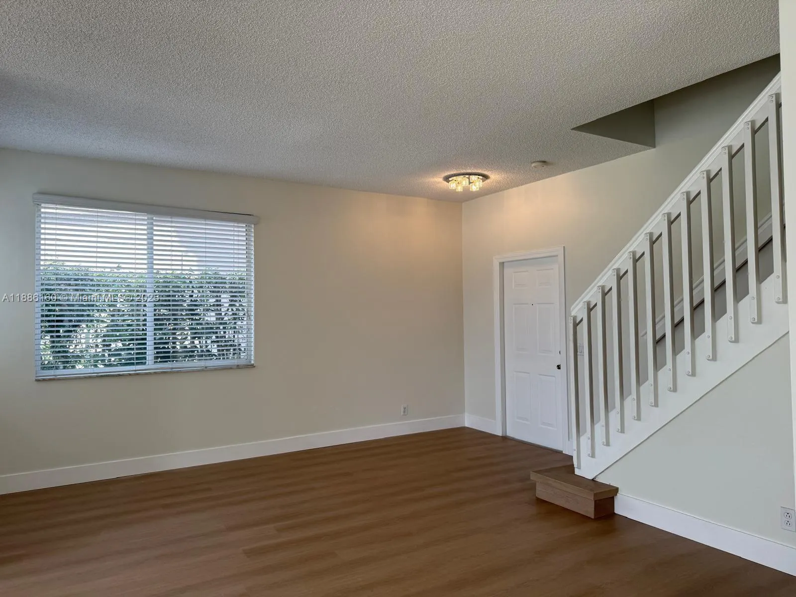 4249 Magnolia Ridge Dr