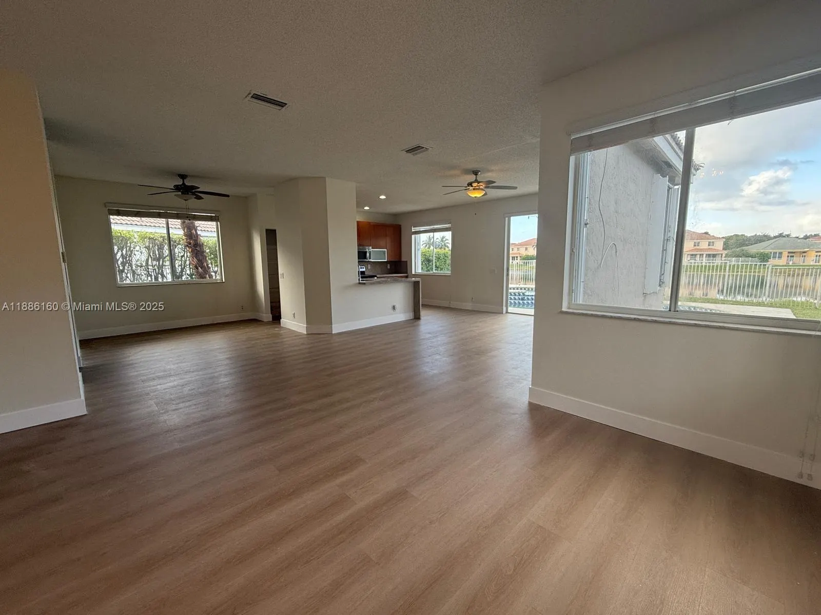 4249 Magnolia Ridge Dr