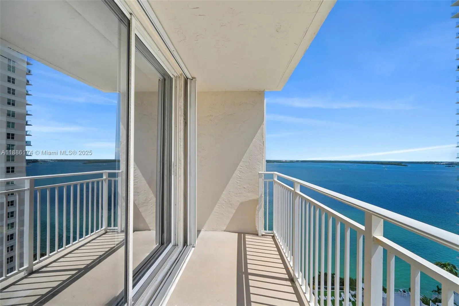 770 Claughton Island Dr, #1706