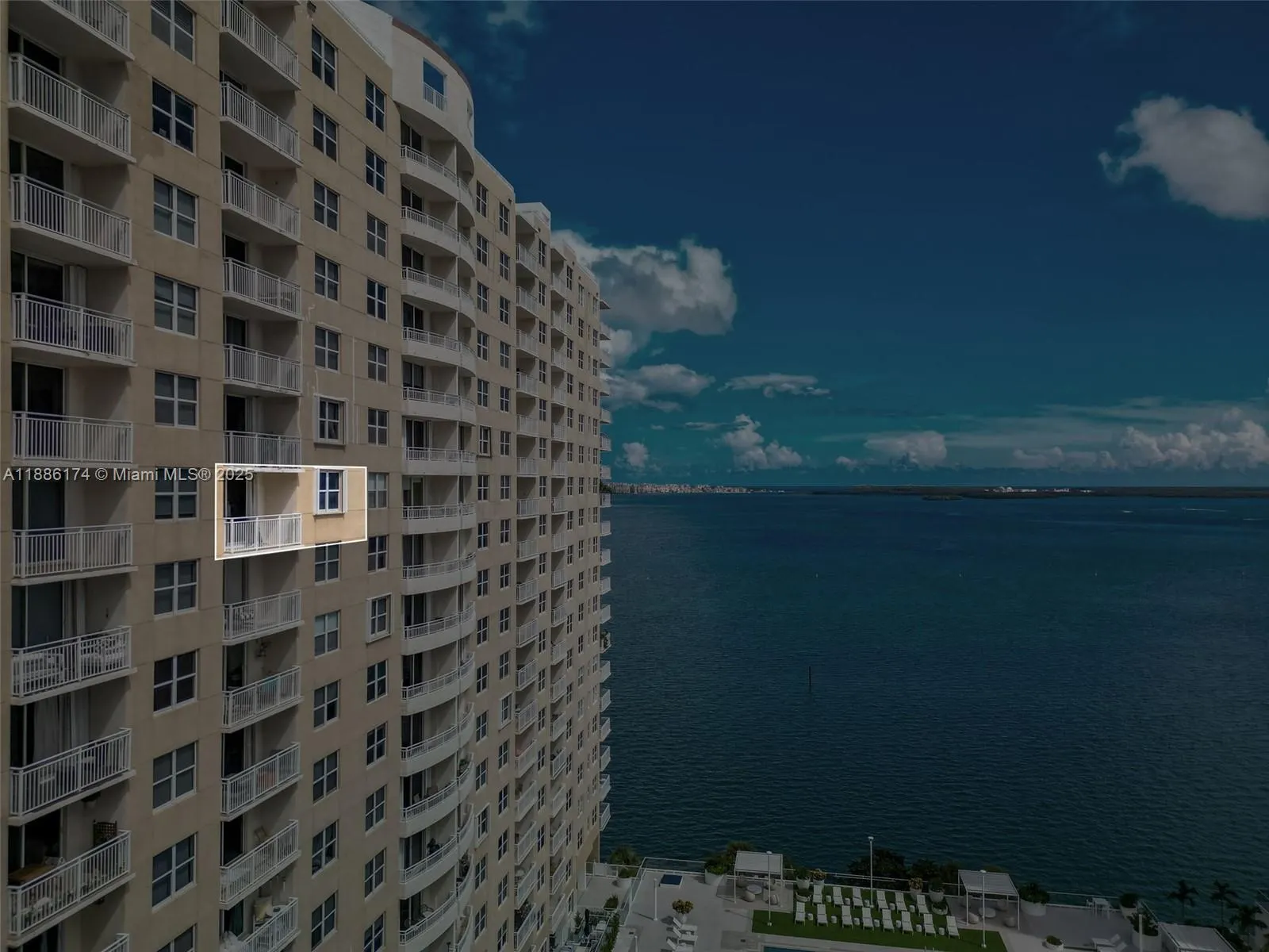 770 Claughton Island Dr, #1706