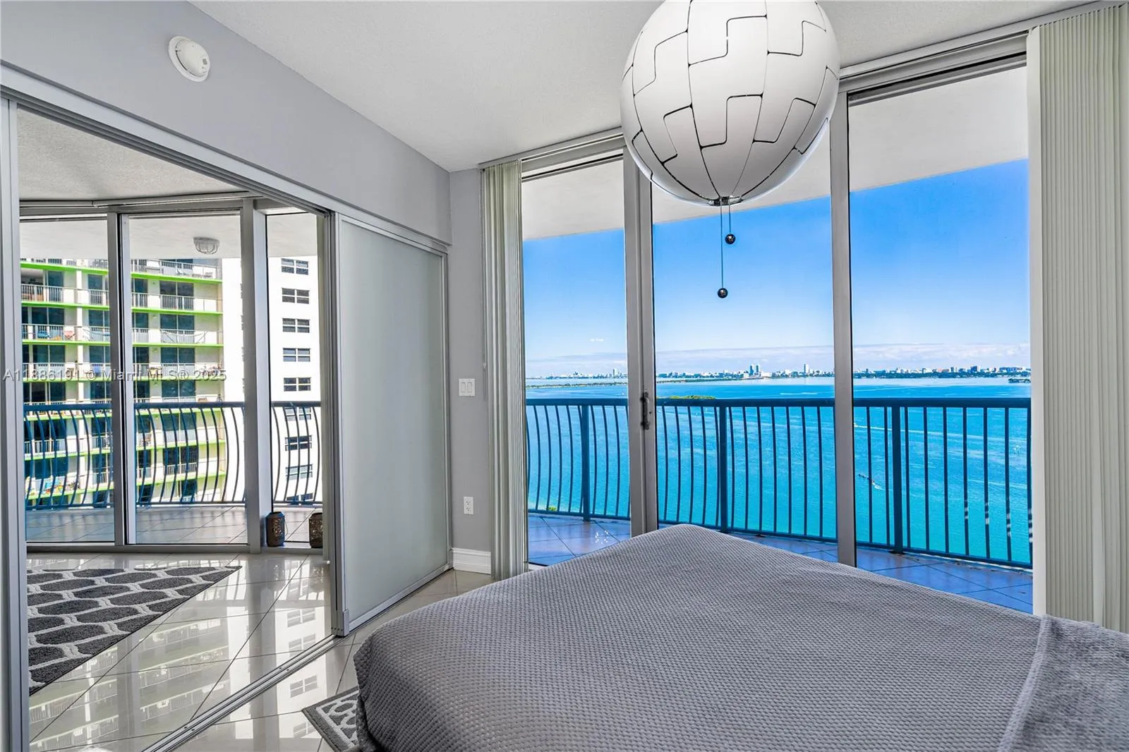 1750 N Bayshore Dr, #2301