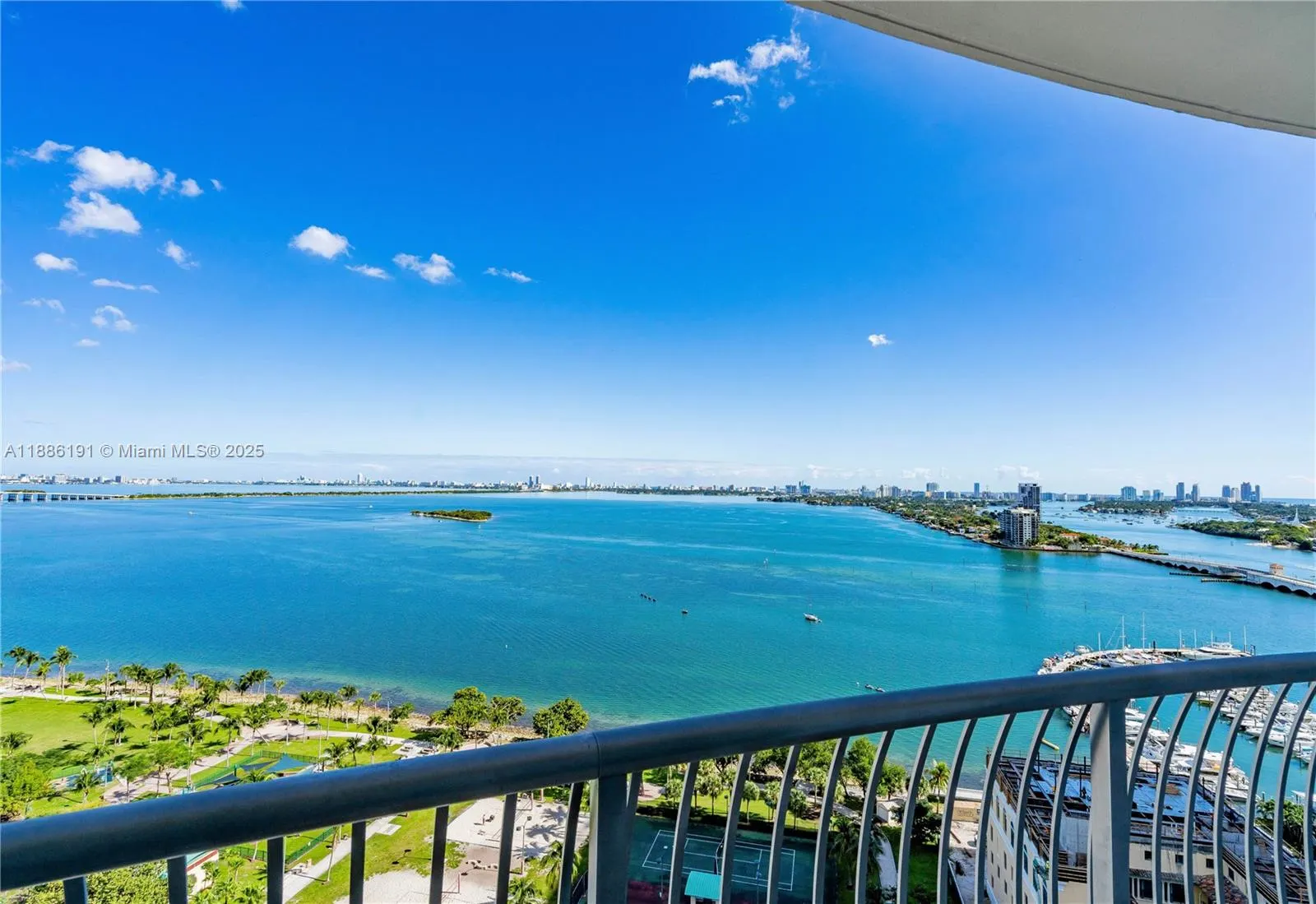 1750 N Bayshore Dr, #2301