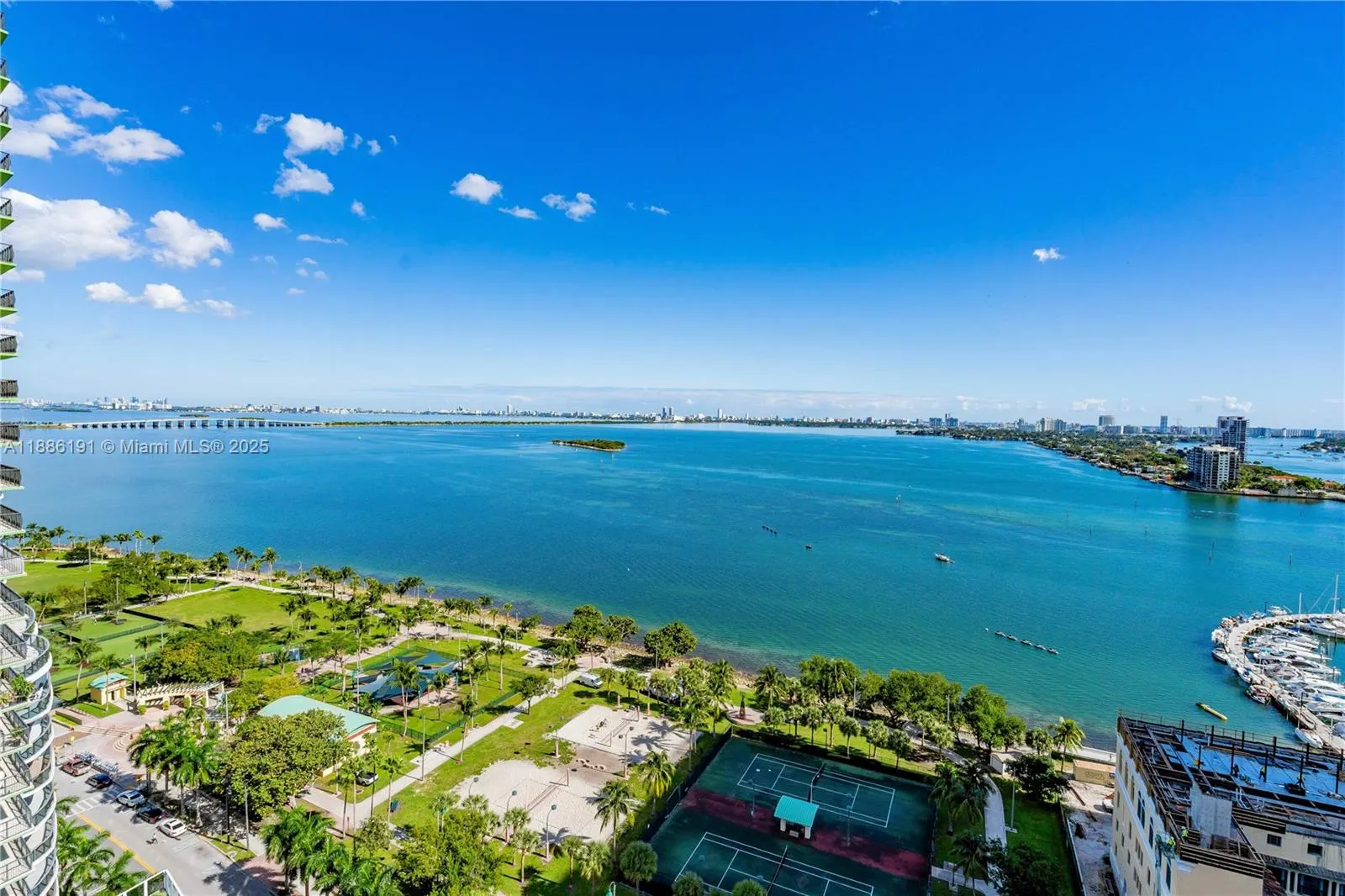 1750 N Bayshore Dr, #2301