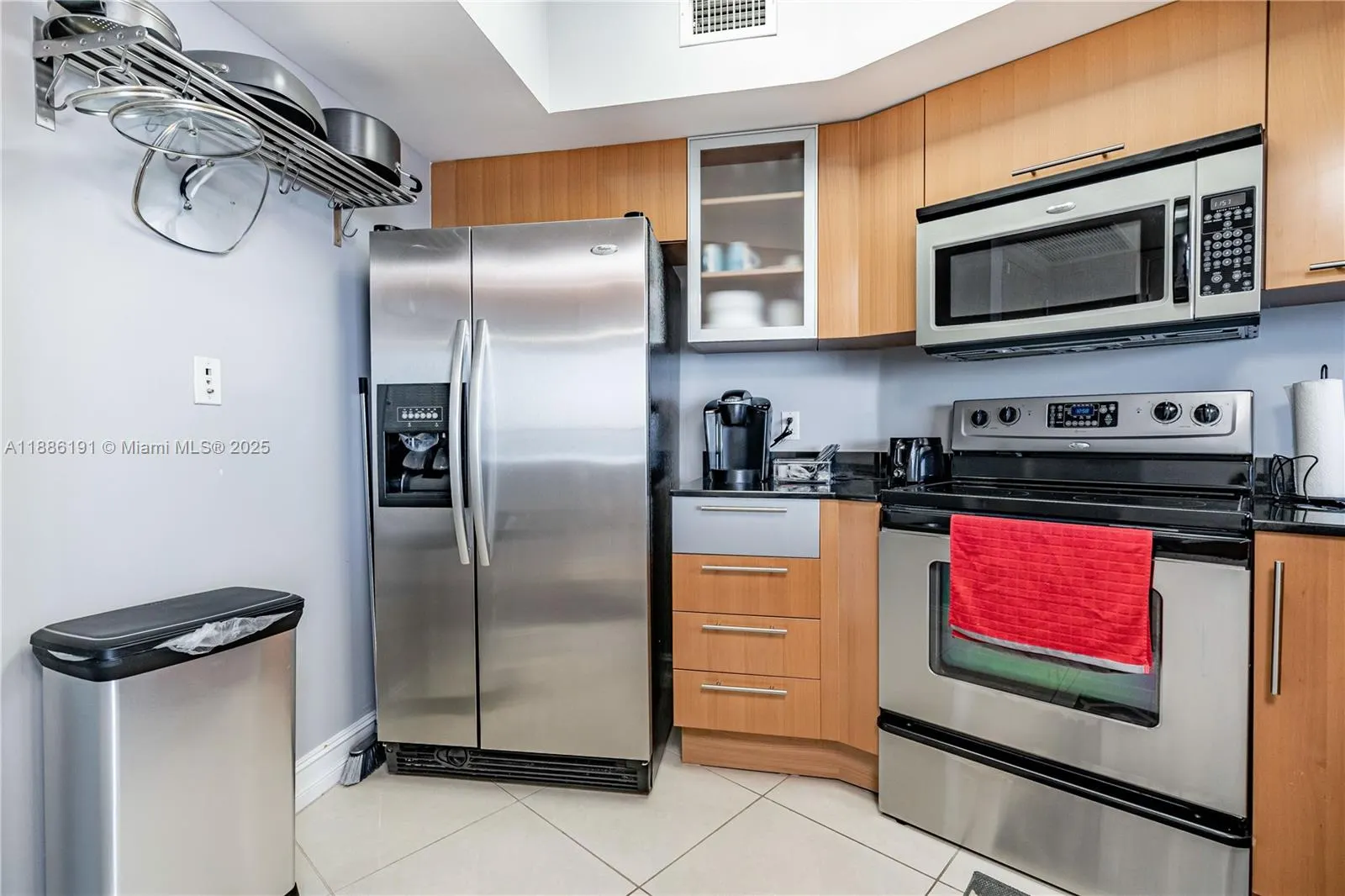 1750 N Bayshore Dr, #2301