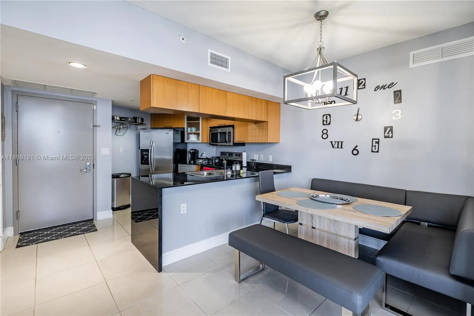 1750 N Bayshore Dr, #2301