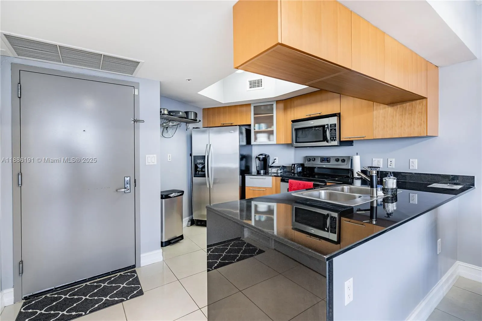 1750 N Bayshore Dr, #2301