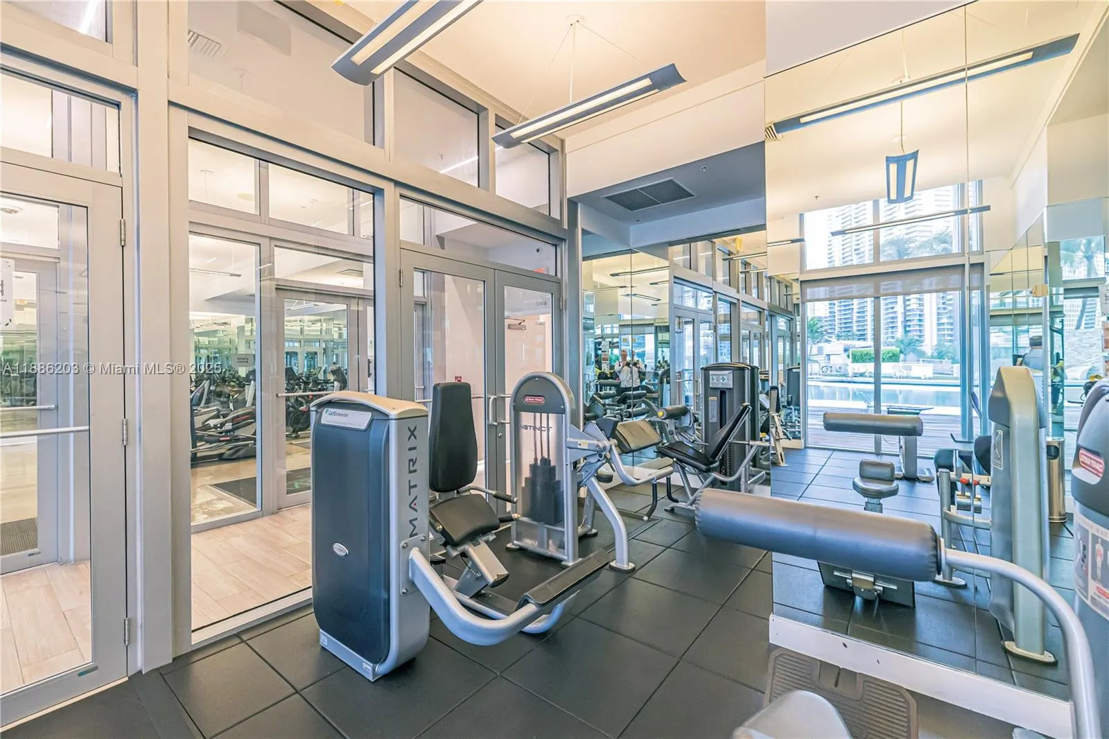 90 SW 3rd St, #3705