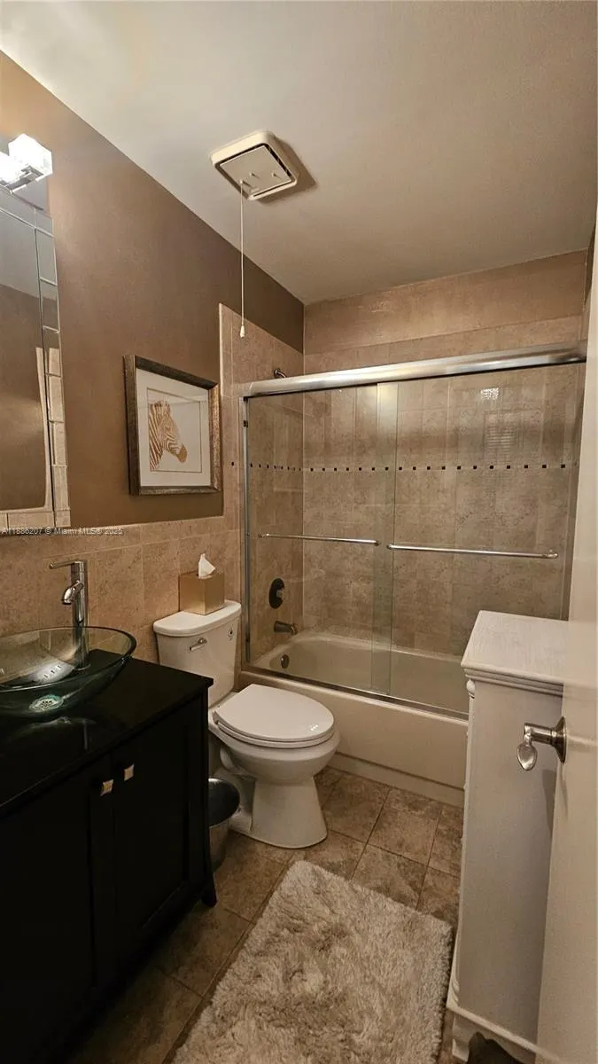 3544 Magellan Cir, #117