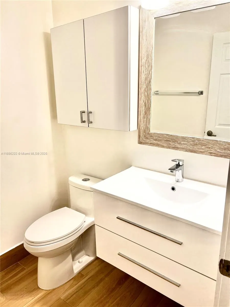 2549 SW 118th Way, #302