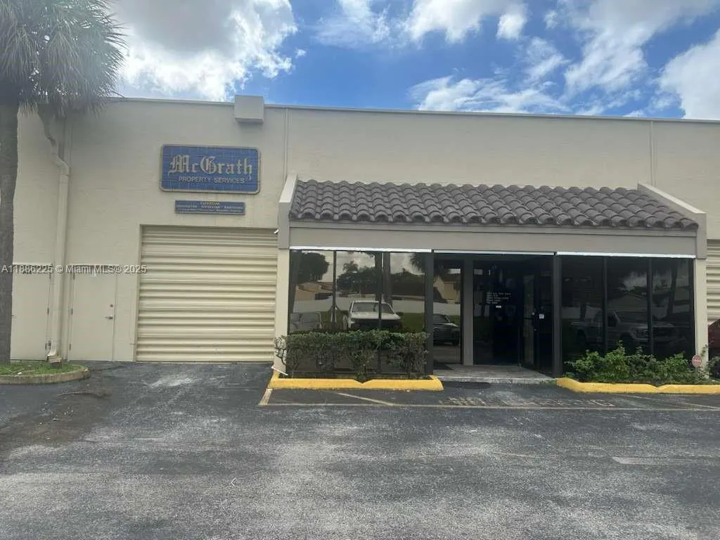 6187 NW 167th St, #H30