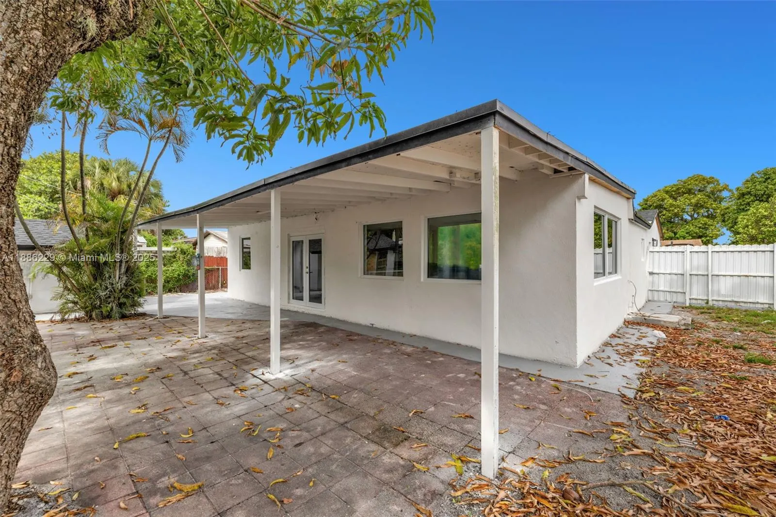 10321 NW 32nd Pl