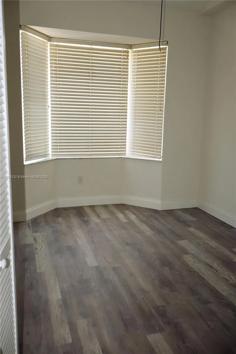 711 SW 148th Ave, #412