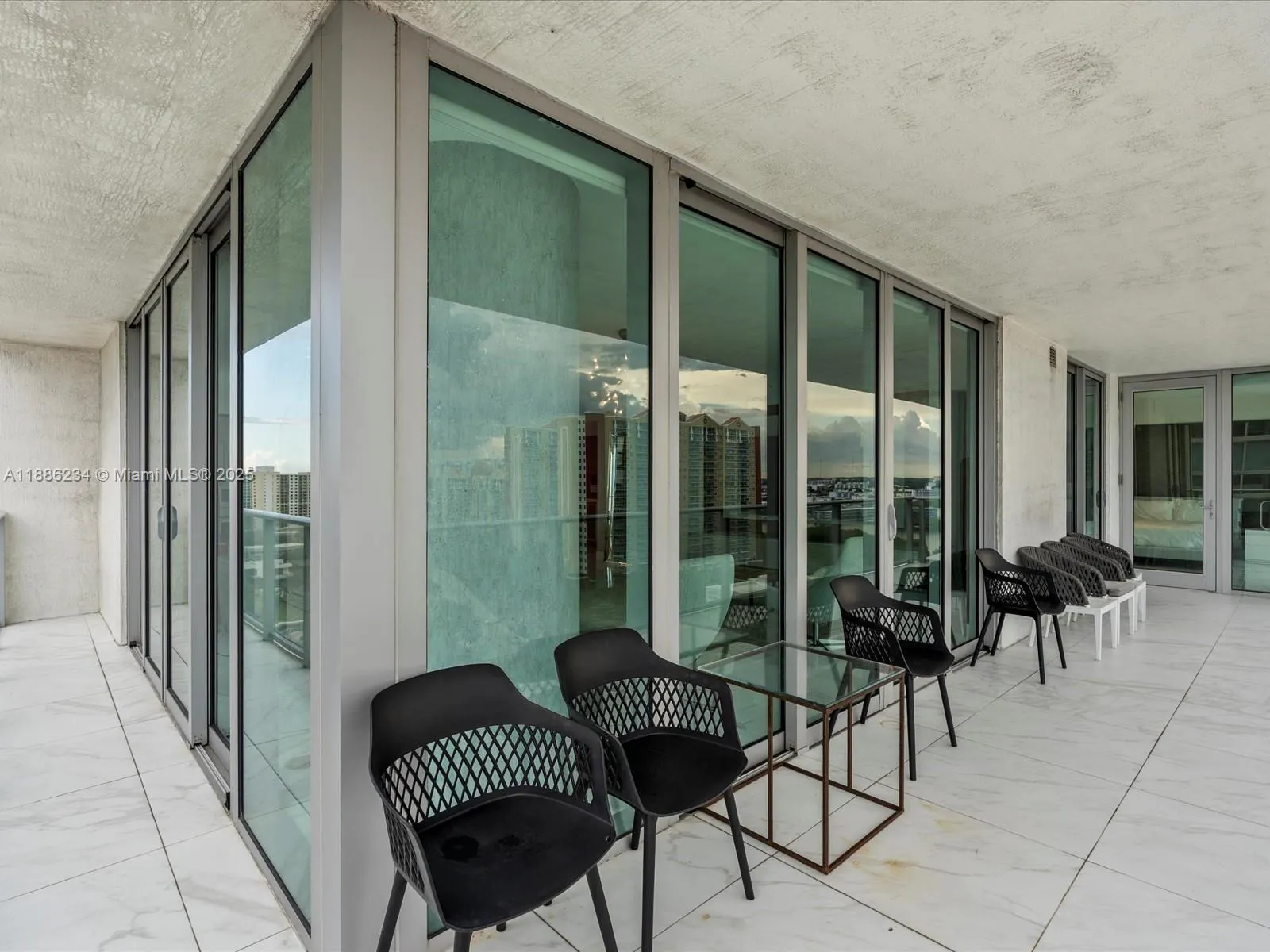 300 Sunny Isles Blvd, #4-1601
