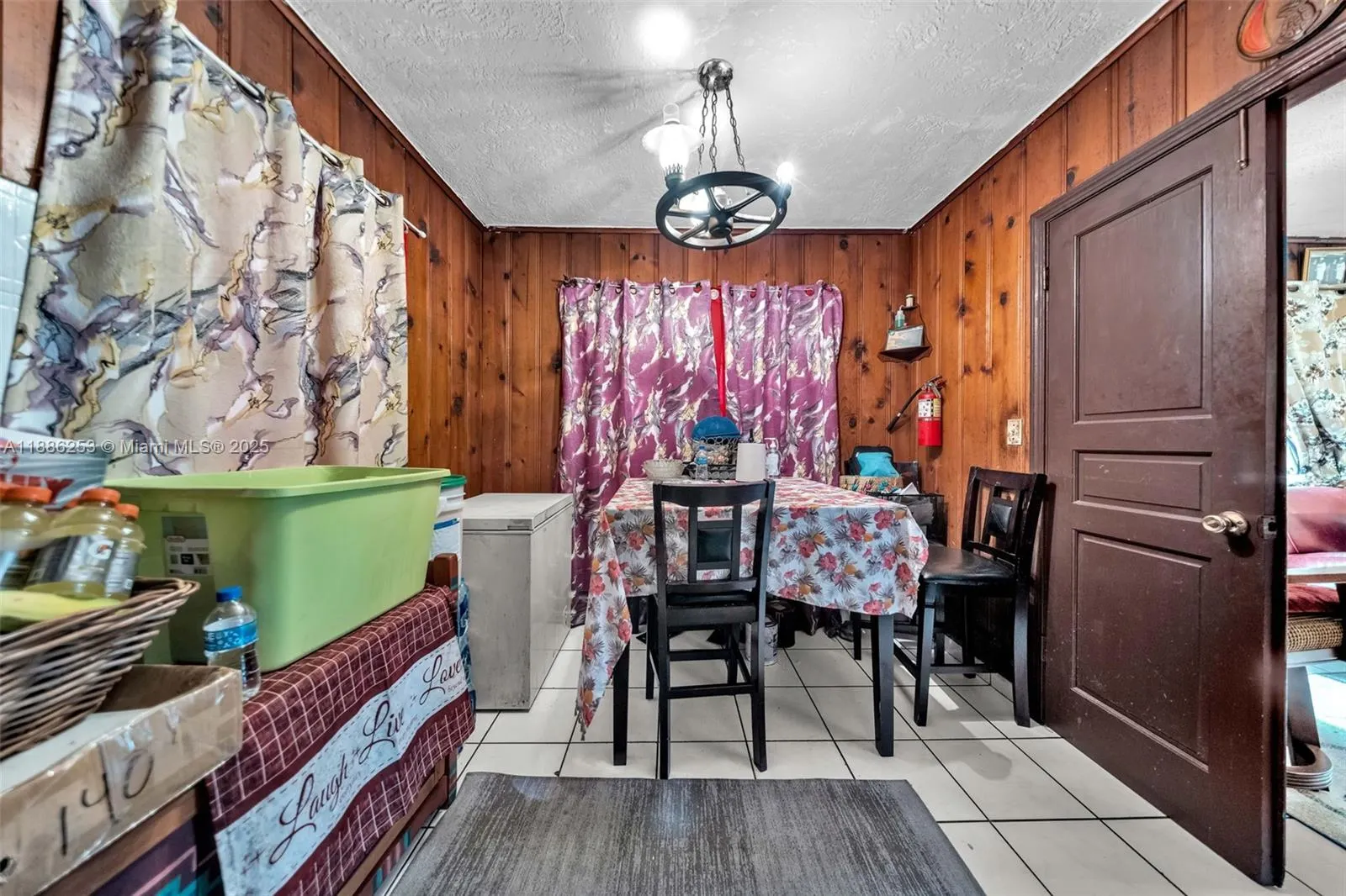 140 NW 49th St