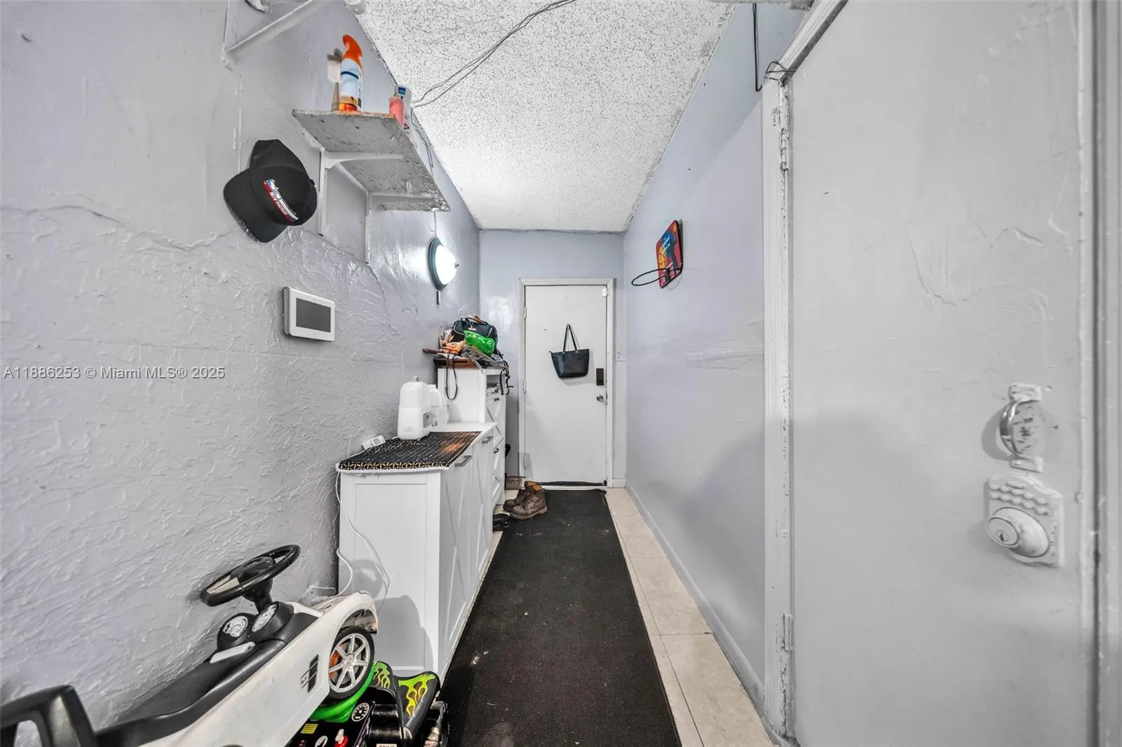 140 NW 49th St