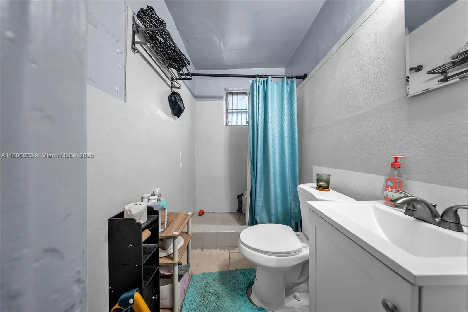 140 NW 49th St