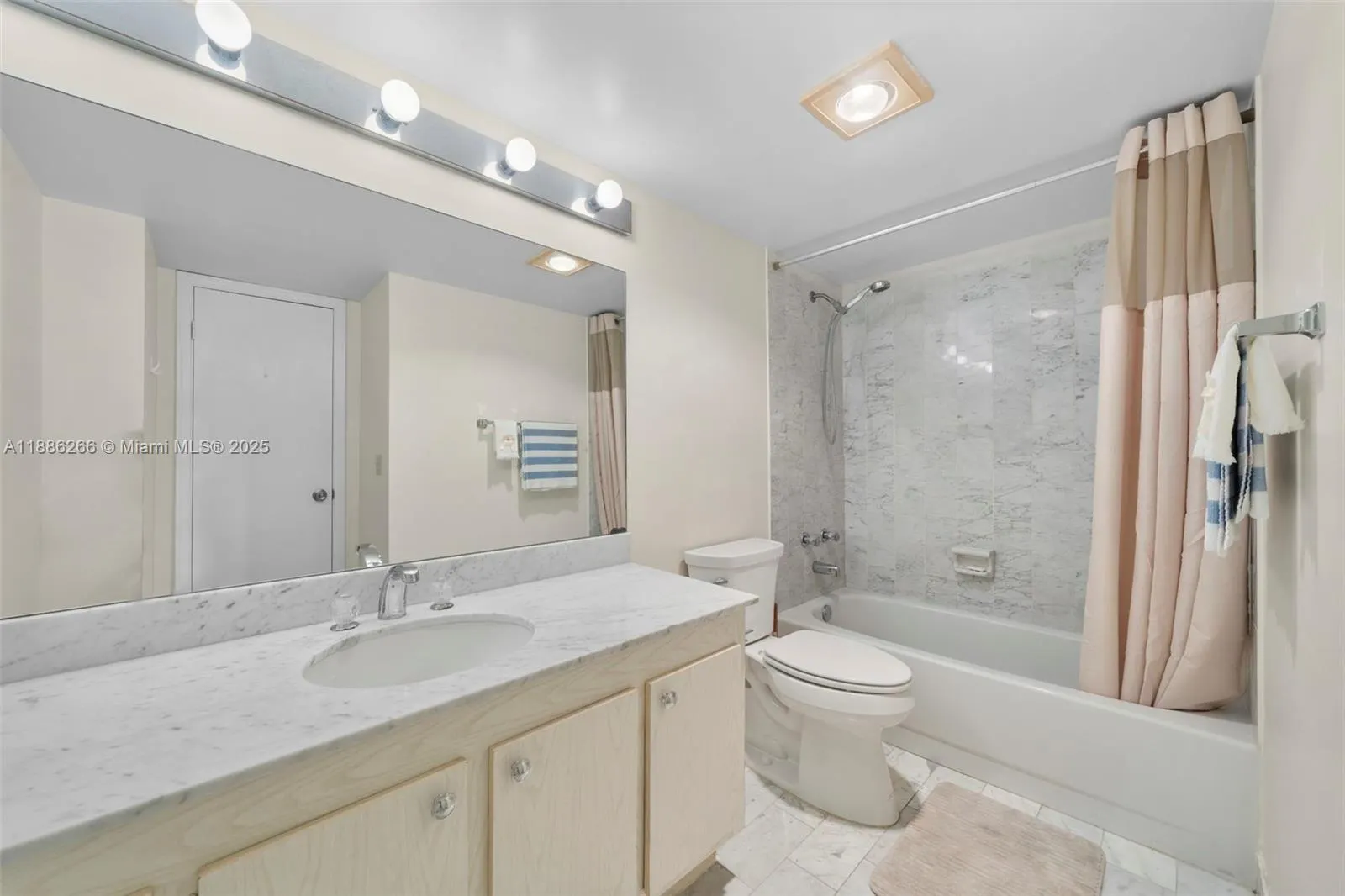 2401 S Ocean Dr, #304