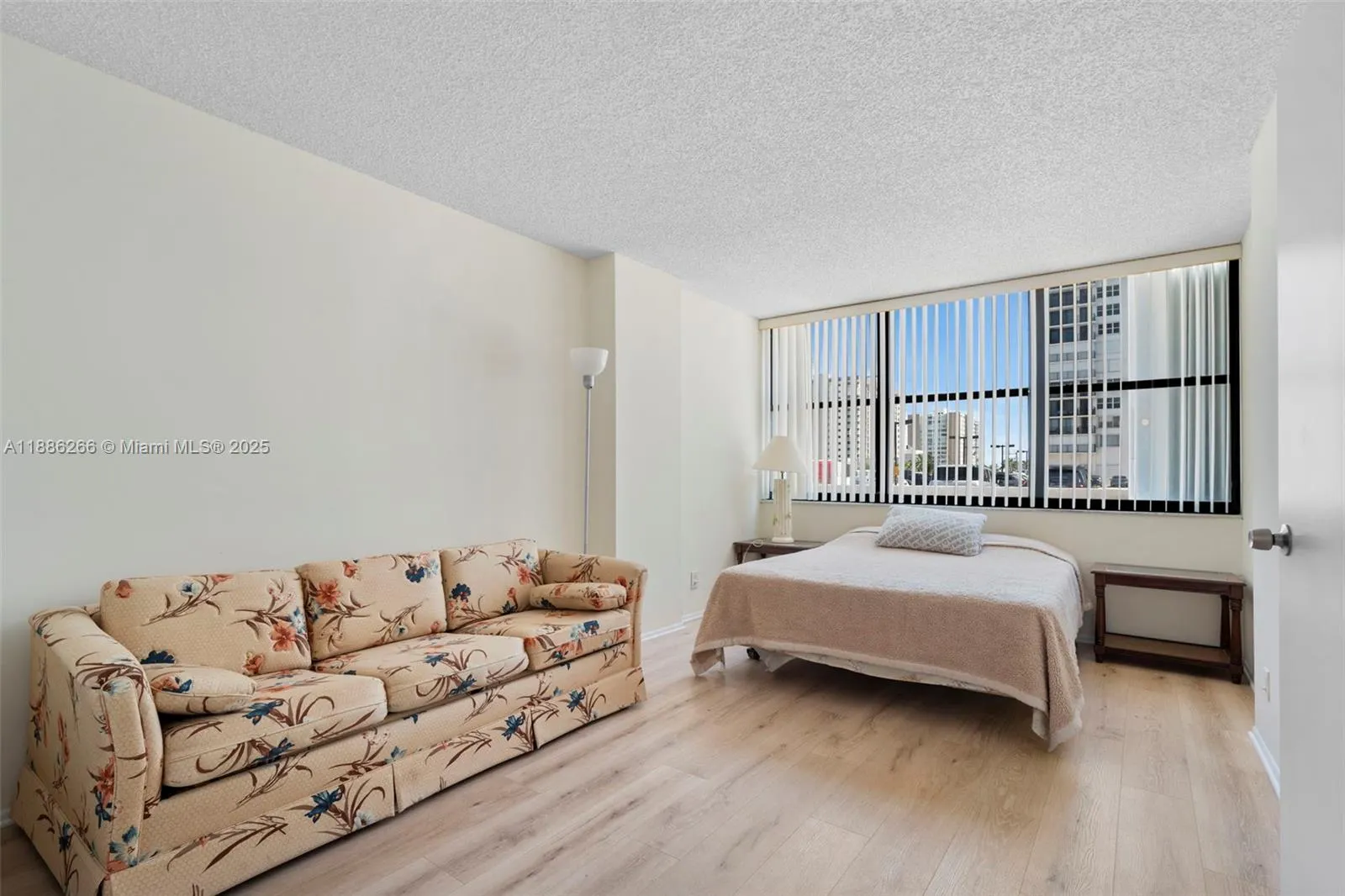 2401 S Ocean Dr, #304