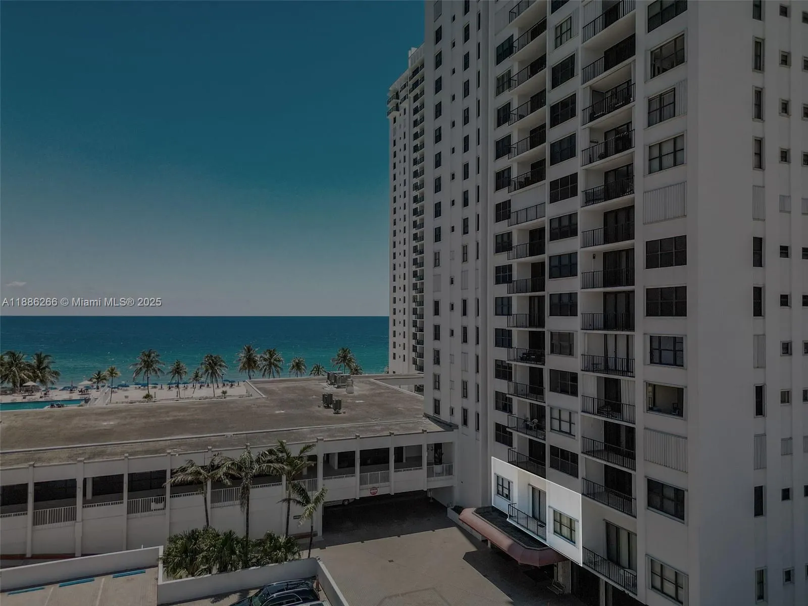 2401 S Ocean Dr, #304