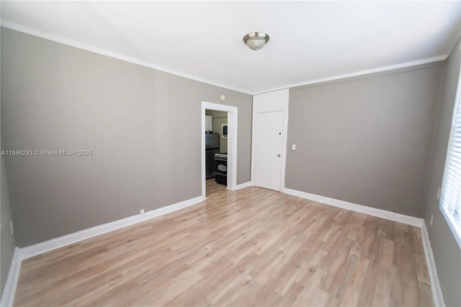 119 Menores Ave, #12