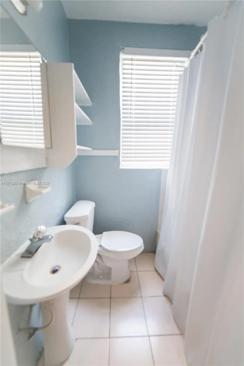 119 Menores Ave, #12