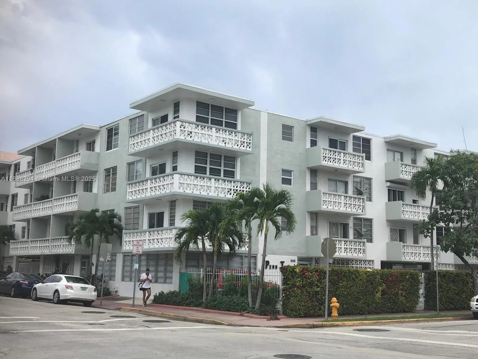 949 Pennsylvania Ave, #309
