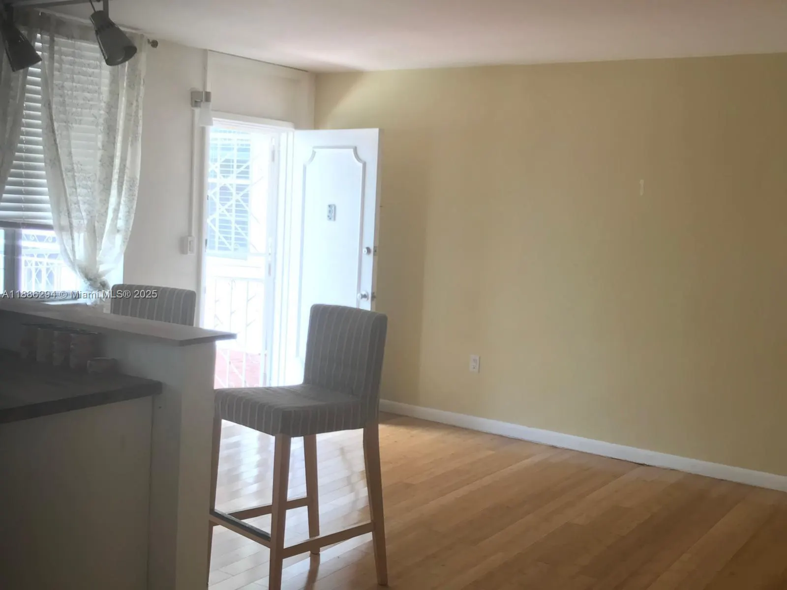 949 Pennsylvania Ave, #309