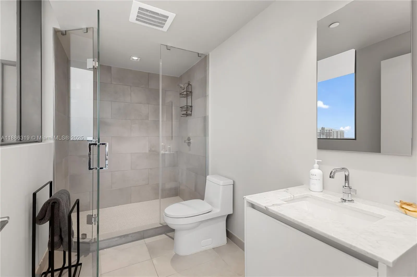 788 NE 23rd St, #2101