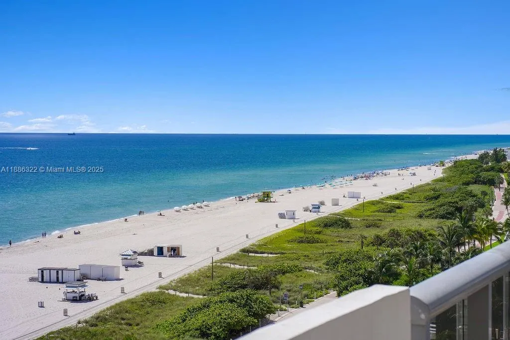 6039 Collins Ave, #1126