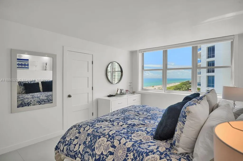 6039 Collins Ave, #1126