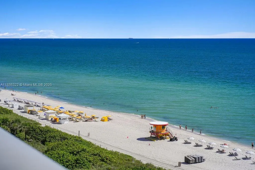 6039 Collins Ave, #1126